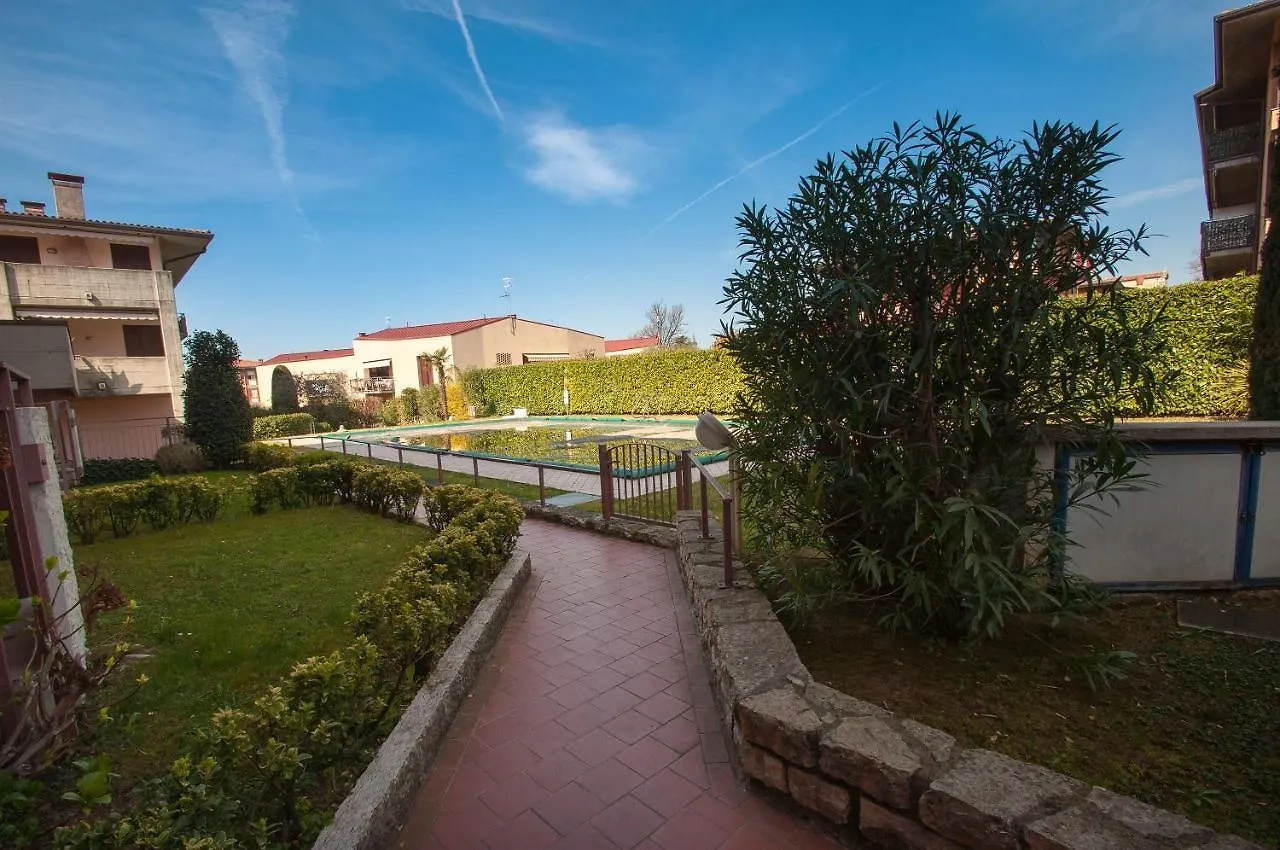 Elena Apartment - Free Secure Parking - Center - Pool - View Lake Bardolino