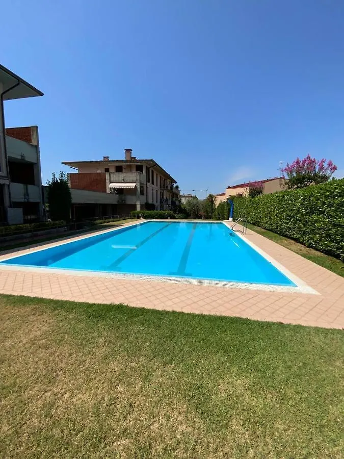 Elena Apartment - Free Secure Parking - Center - Pool - View Lake Bardolino