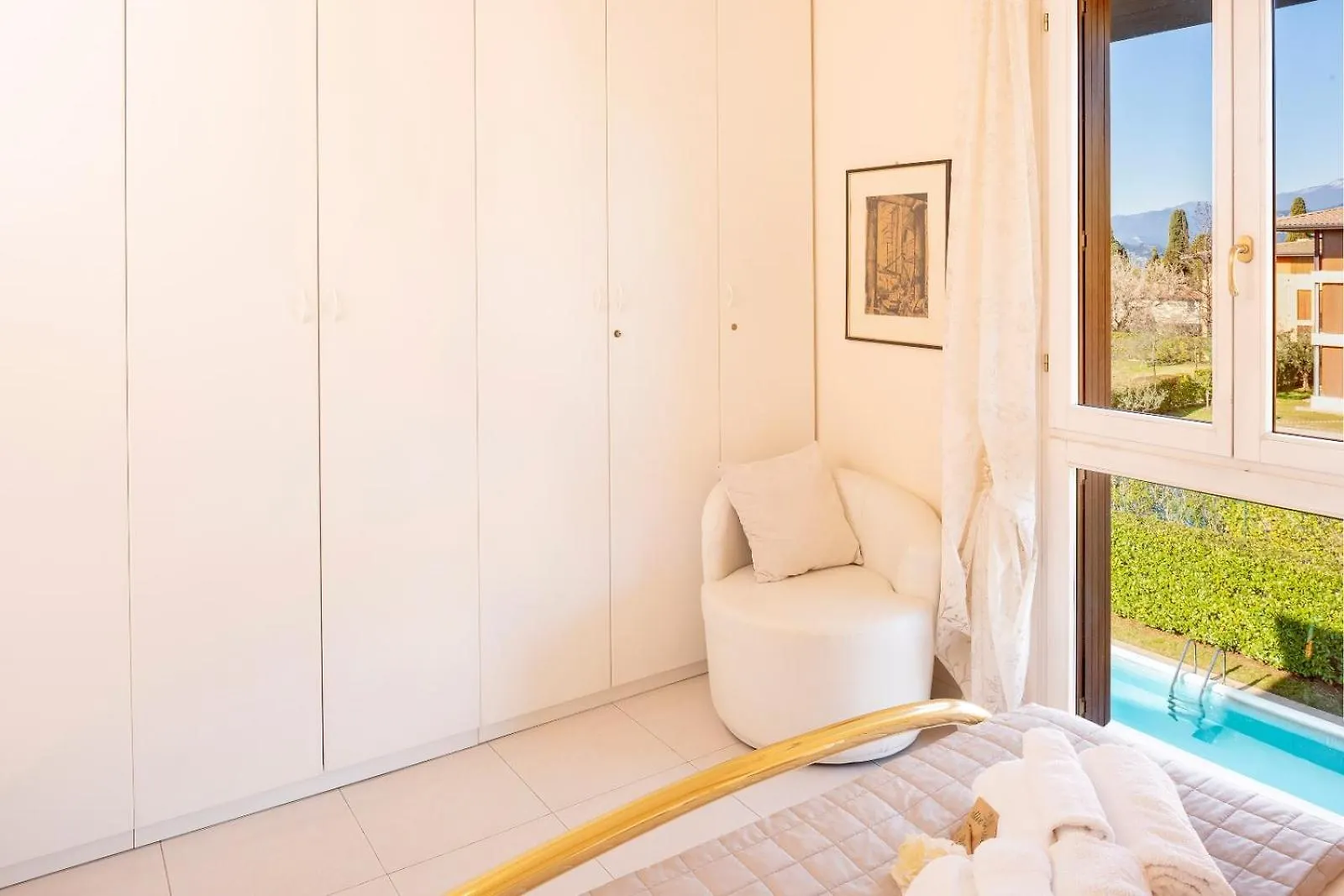 Elena Apartment - Free Secure Parking - Center - Pool - View Lake Bardolino